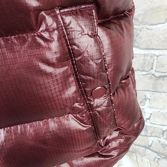 J. Crew Quilted Down Puffer Vest Maroon Size Small - Picture 8 of 14